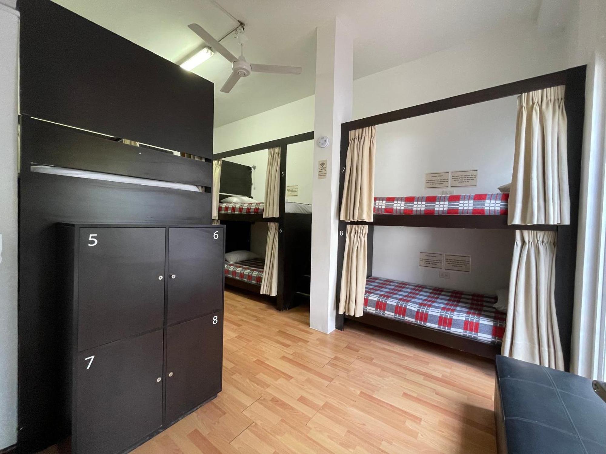 Hostal Lleras Calle 8 Medellín Buitenkant foto