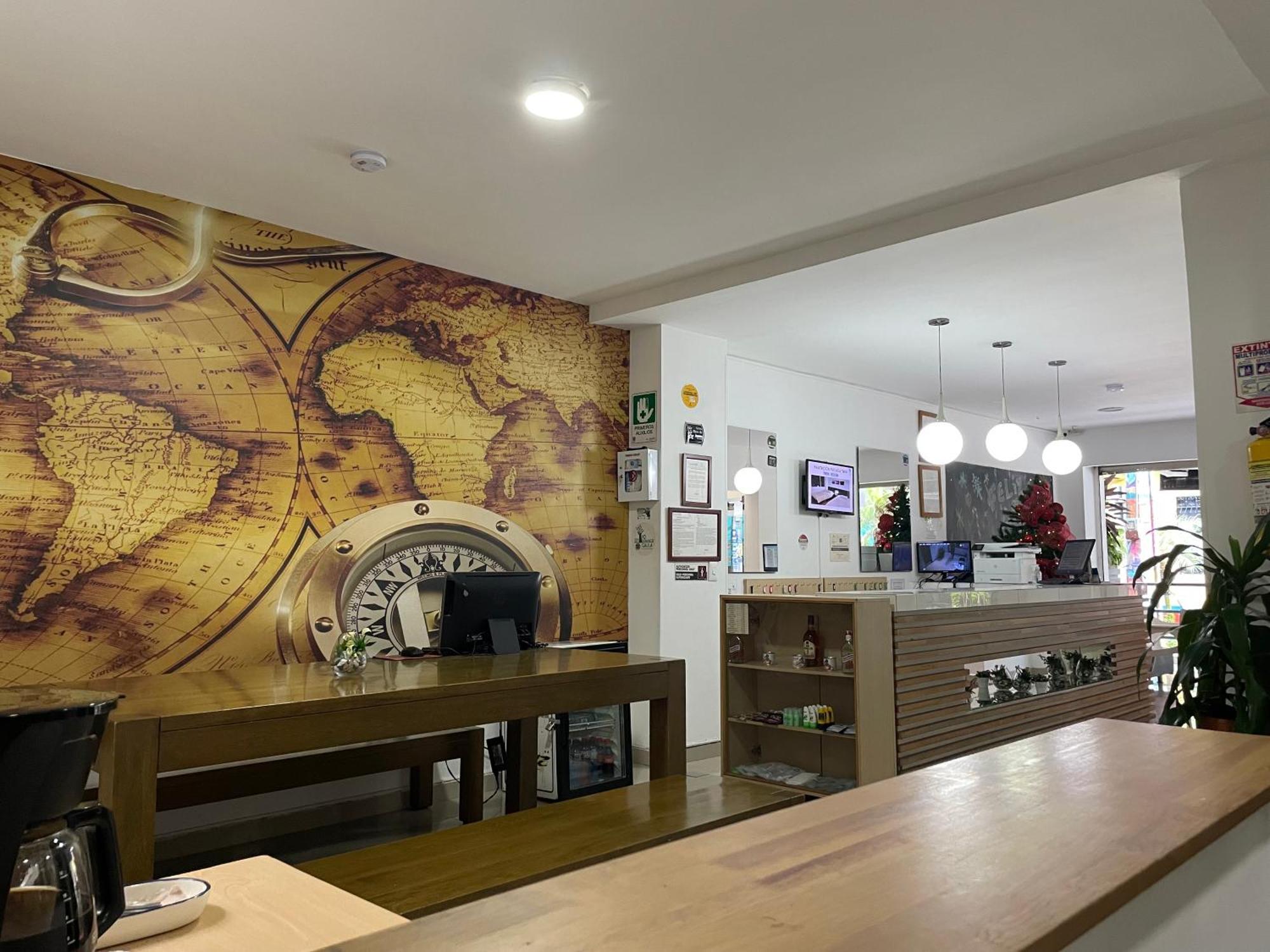 Hostal Lleras Calle 8 Medellín Buitenkant foto